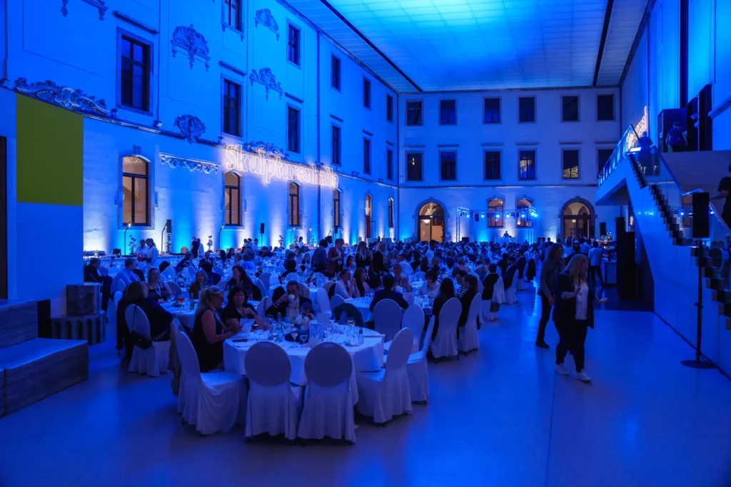 Ein Galadinner im Rahmen eines Kongresses im Albertinum Dresden