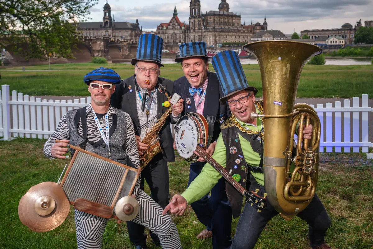 Jazzband Combo Gurilly spielt bei einem Kongress in Dresden
